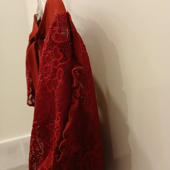 Adrienne Vittadini Dark Red Blouse Top - Picture 11 of 11